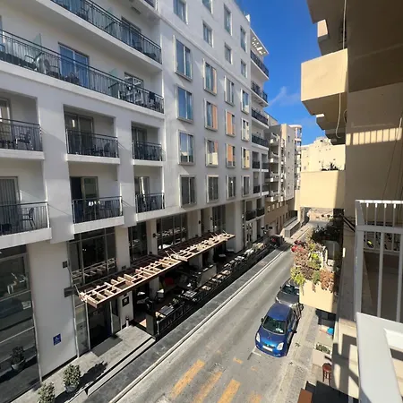 5 Star - Stylish Modern In St Julians 公寓式酒店 3*