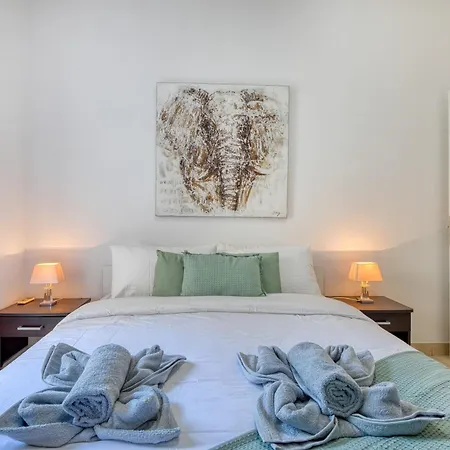 5 Star - Stylish Modern In St Julians 公寓式酒店