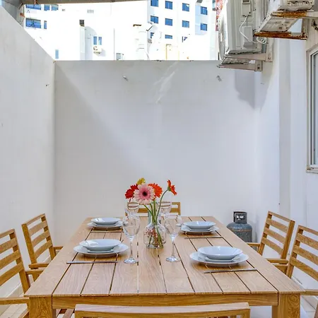 5 Star - Stylish Modern In St Julians 3* Saint Julian's