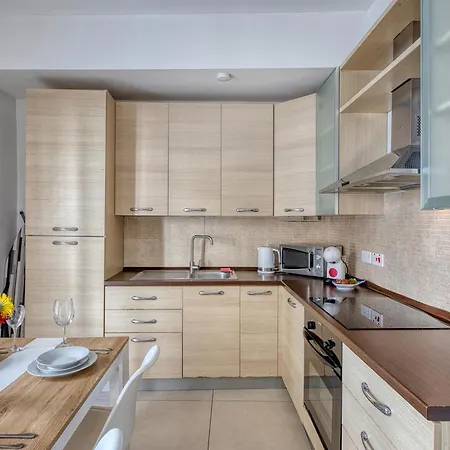公寓式酒店 5 Star - Stylish Modern In St Julians Saint Julian's