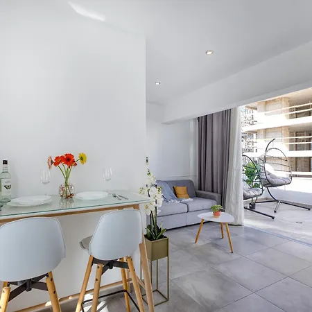 5 Star - Stylish Modern In St Julians 3* Saint Julian's