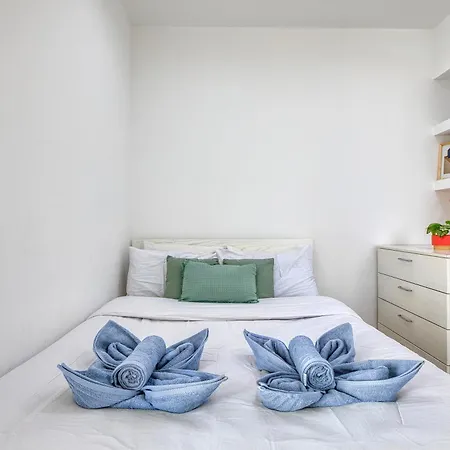 公寓式酒店 5 Star - Stylish Modern In St Julians Saint Julian's