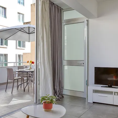 5 Star - Stylish Modern In St Julians 公寓式酒店