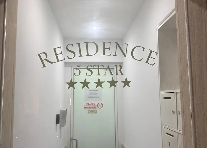 5 Star - Stylish Modern In St Julians