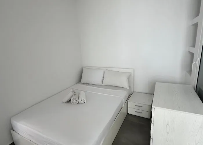 5 Star - Stylish Modern In St Julians Saint Julian's