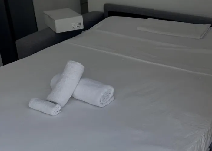 شقة فندقية 5 Star - Stylish Modern In St Julians 3*